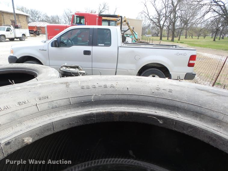 image for item AY9547 (4) Goodyear SGG-2A 13.00-24TG tires