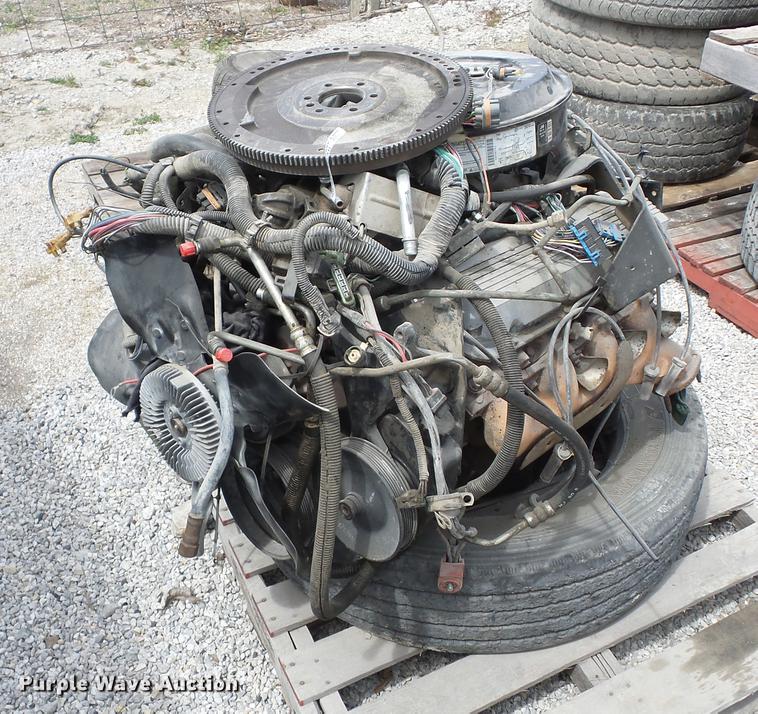 image for item AY9548 Chevrolet 454 C.I.D. eight cylinder gas engine