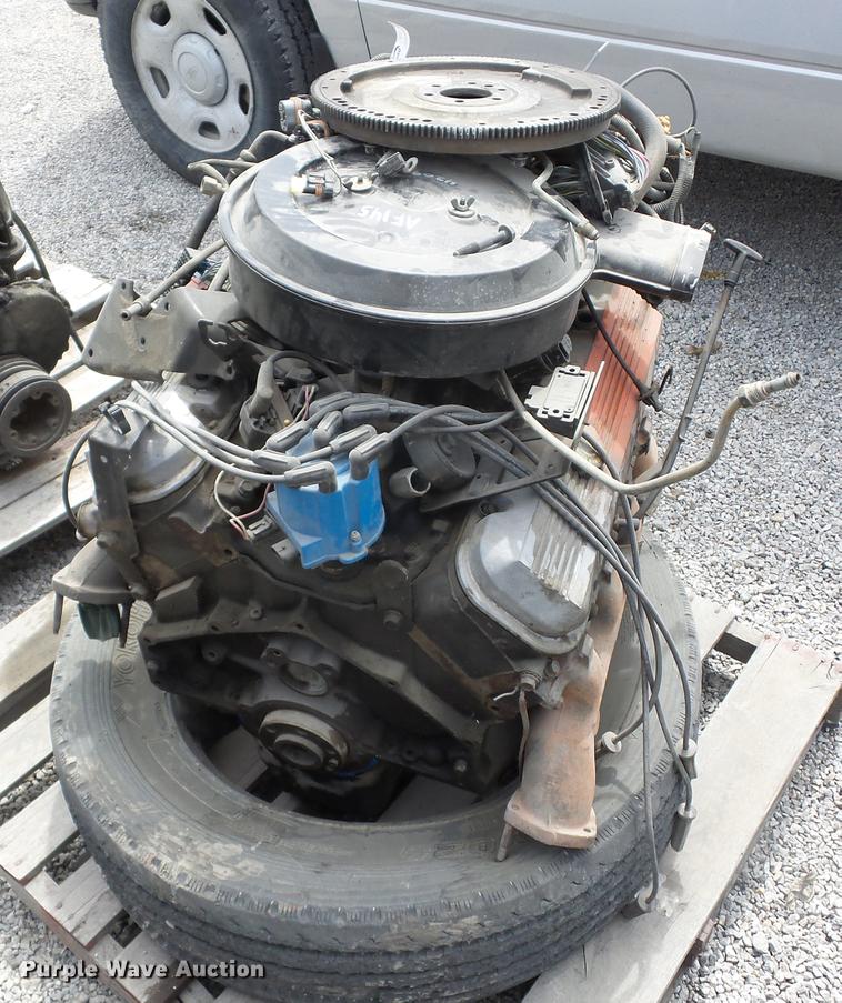 image for item AY9548 Chevrolet 454 C.I.D. eight cylinder gas engine