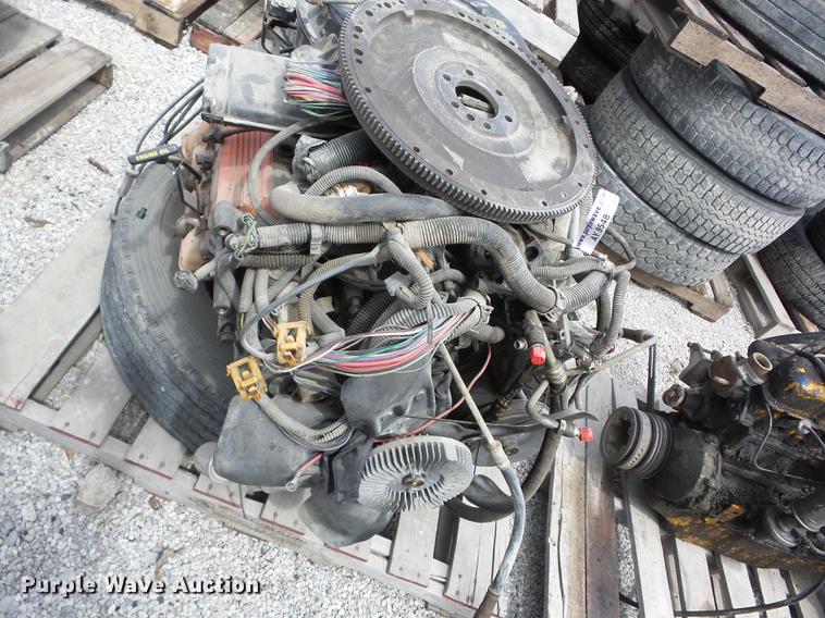 image for item AY9548 Chevrolet 454 C.I.D. eight cylinder gas engine