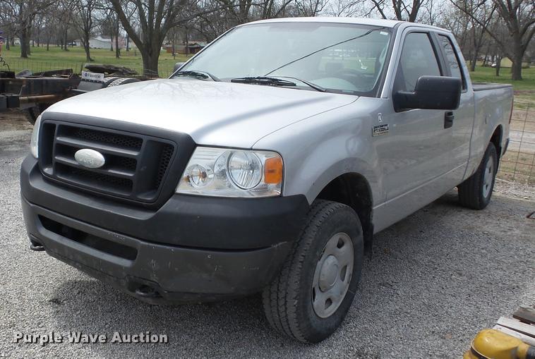 image for item AY9550 2007 Ford F150 SuperCab pickup truck