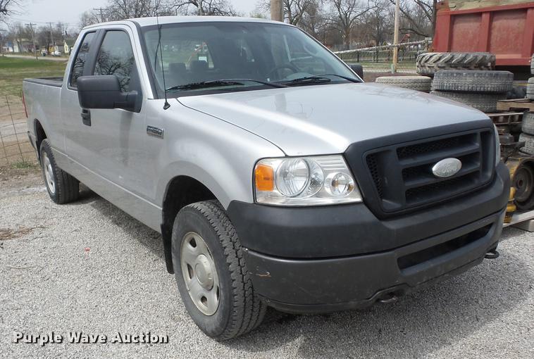 image for item AY9550 2007 Ford F150 SuperCab pickup truck