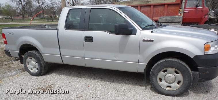 image for item AY9550 2007 Ford F150 SuperCab pickup truck