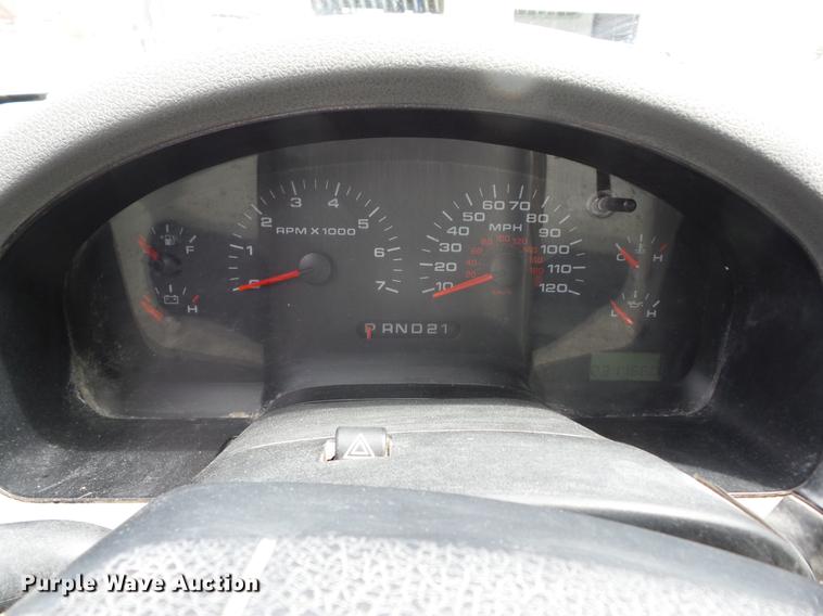 image for item AY9550 2007 Ford F150 SuperCab pickup truck