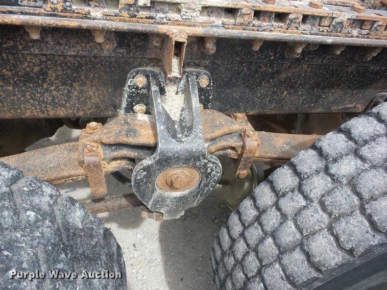 image for item AY9551 1987 Freightliner FLC semi truck