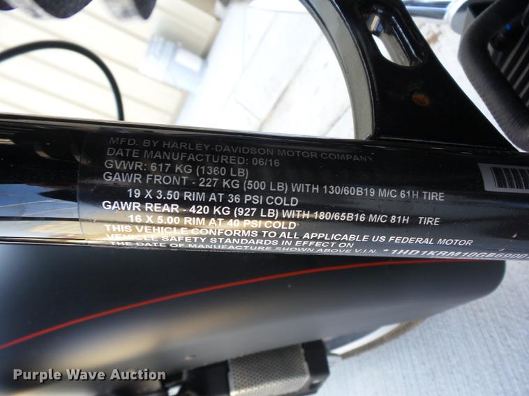 image for item AY9552 2016 Harley Davidson FLHXS Street Glide Special motorcycle