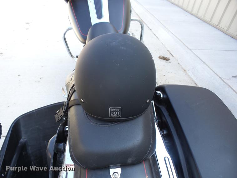 image for item AY9552 2016 Harley Davidson FLHXS Street Glide Special motorcycle