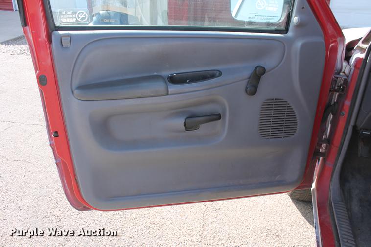 image for item DB5174 1997 Dodge Ram 1500 pickup truck