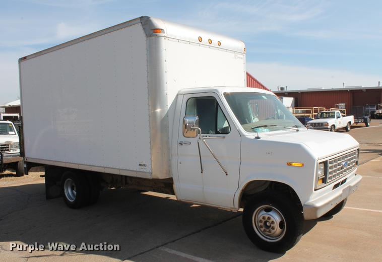 image for item DB5175 1990 Ford Econoline E350 box truck