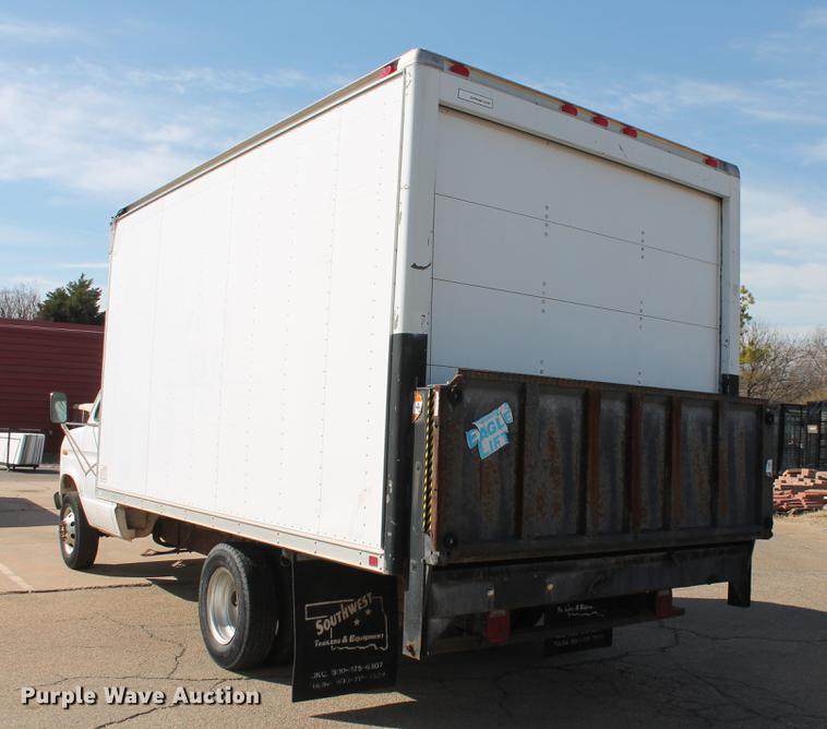 image for item DB5175 1990 Ford Econoline E350 box truck