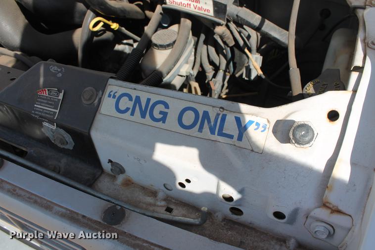 image for item DB5175 1990 Ford Econoline E350 box truck