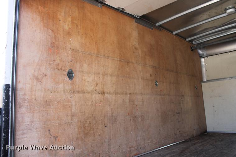 image for item DB5175 1990 Ford Econoline E350 box truck