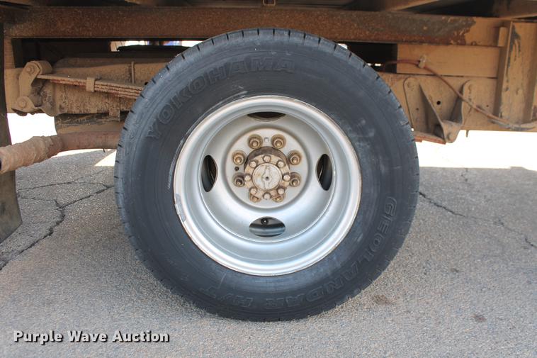 image for item DB5175 1990 Ford Econoline E350 box truck