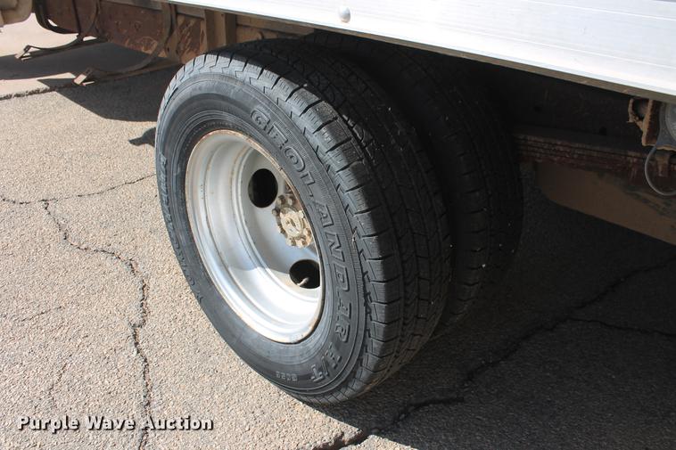 image for item DB5175 1990 Ford Econoline E350 box truck