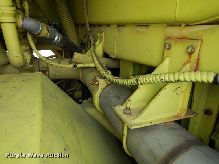 image for item DC0393 1980 Oshkosh ARFF fire truck