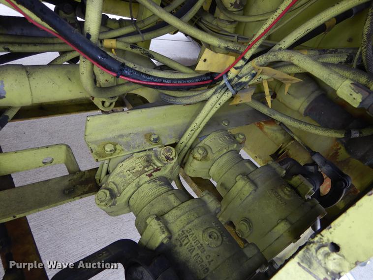 image for item DC0393 1980 Oshkosh ARFF fire truck