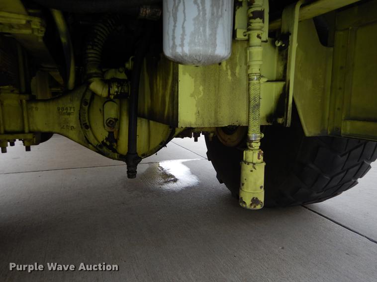 image for item DC0393 1980 Oshkosh ARFF fire truck