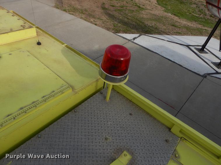 image for item DC0393 1980 Oshkosh ARFF fire truck