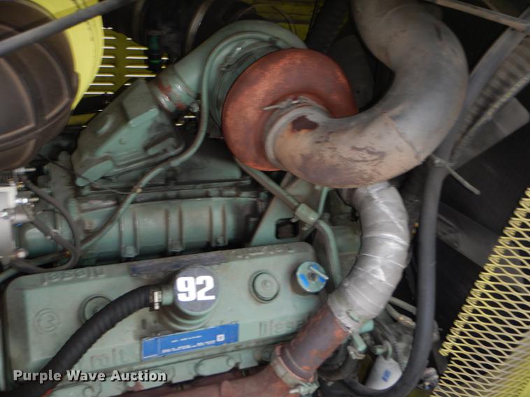 image for item DC0393 1980 Oshkosh ARFF fire truck