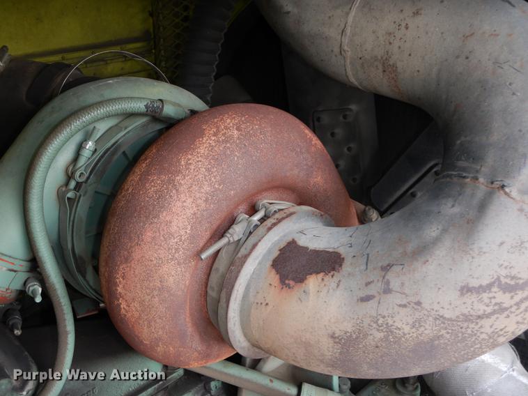 image for item DC0393 1980 Oshkosh ARFF fire truck