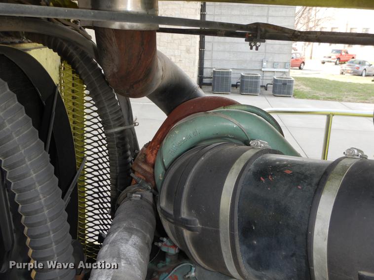 image for item DC0393 1980 Oshkosh ARFF fire truck