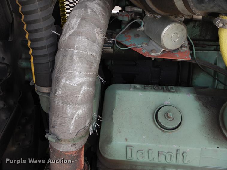 image for item DC0393 1980 Oshkosh ARFF fire truck