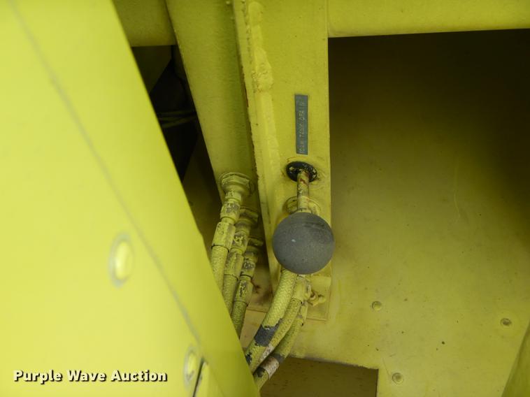 image for item DC0393 1980 Oshkosh ARFF fire truck