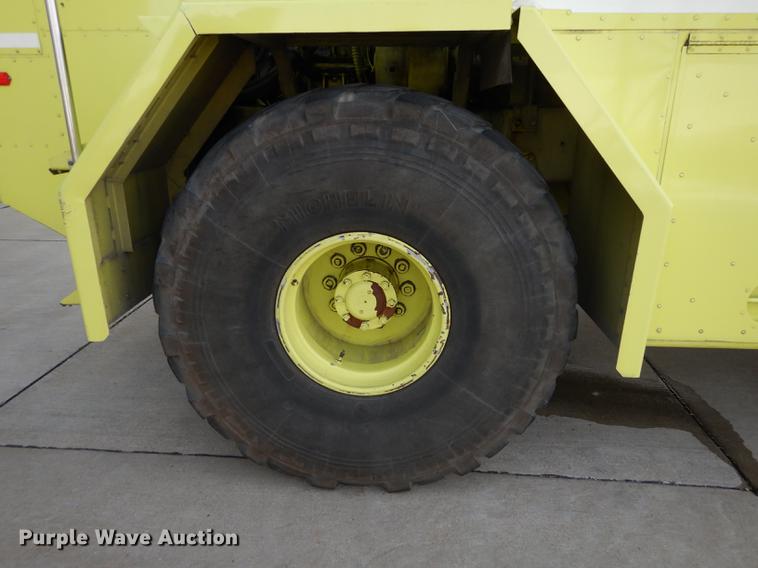 image for item DC0393 1980 Oshkosh ARFF fire truck