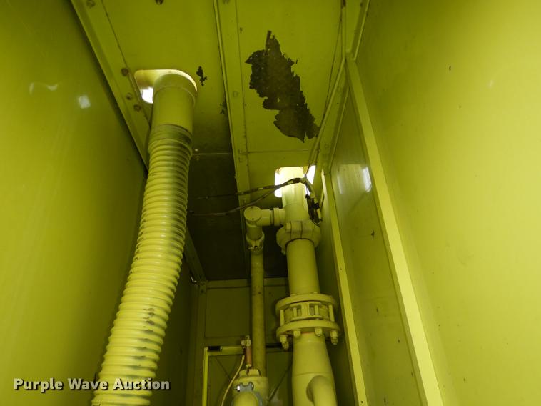 image for item DC0393 1980 Oshkosh ARFF fire truck