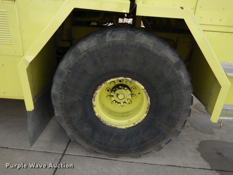 image for item DC0393 1980 Oshkosh ARFF fire truck