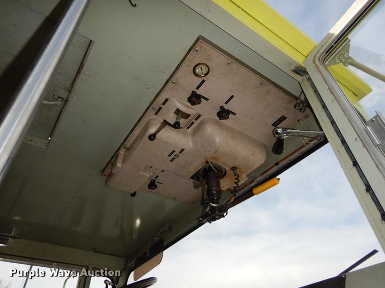 image for item DC0393 1980 Oshkosh ARFF fire truck