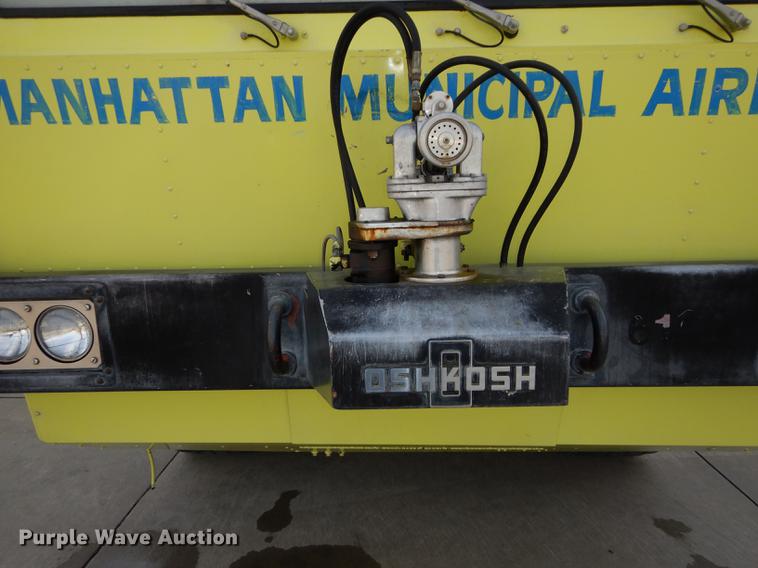 image for item DC0393 1980 Oshkosh ARFF fire truck
