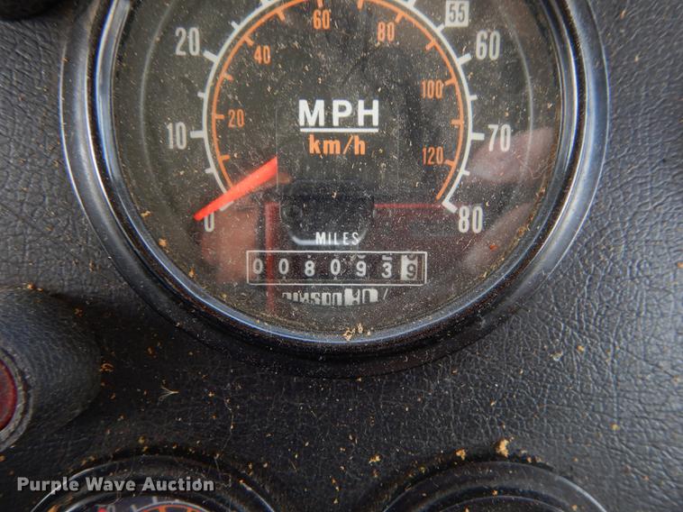 image for item DC0393 1980 Oshkosh ARFF fire truck