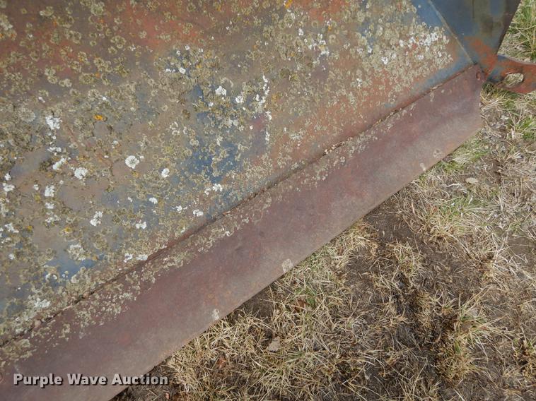 image for item DC0429 One-way slant snow plow