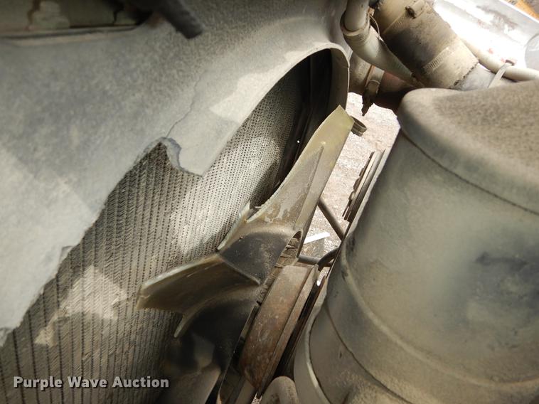 image for item DC0432 1987 Freightliner FLC Classic semi truck