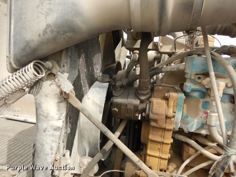 image for item DC0432 1987 Freightliner FLC Classic semi truck