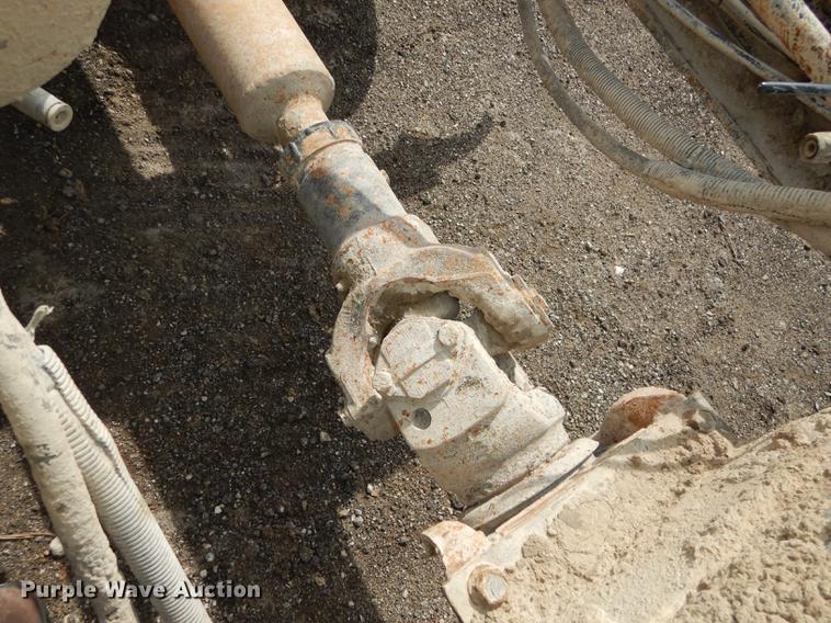 image for item DC0432 1987 Freightliner FLC Classic semi truck