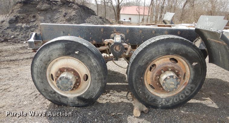 image for item DC0432 1987 Freightliner FLC Classic semi truck