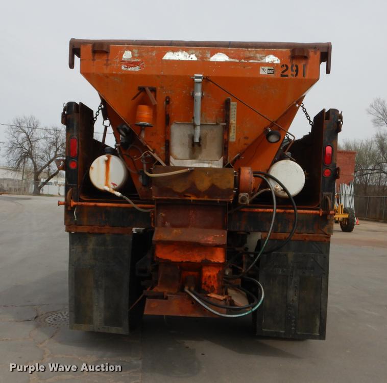 image for item DC0450 2005 Sterling L7500 dump truck