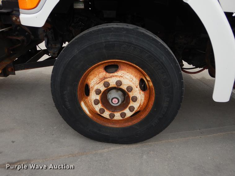 image for item DC0450 2005 Sterling L7500 dump truck