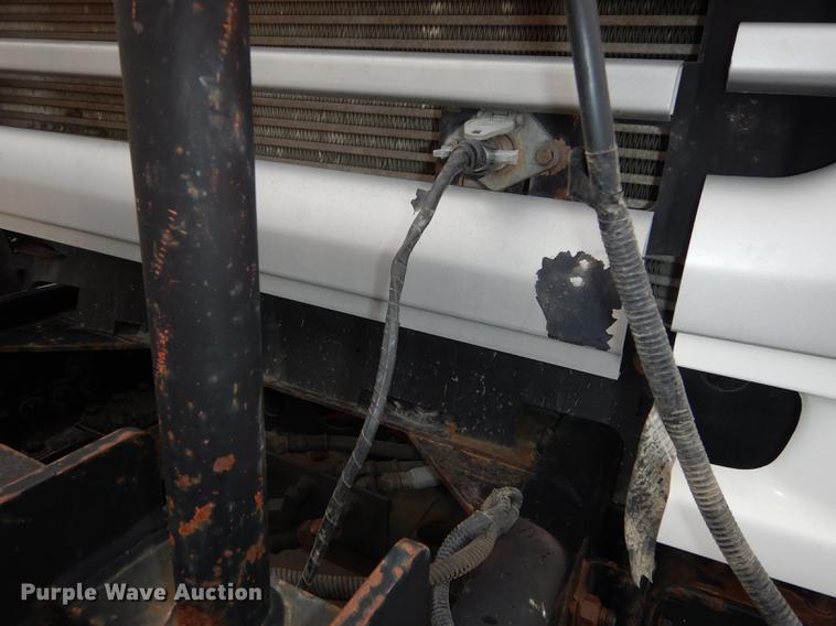 image for item DC0450 2005 Sterling L7500 dump truck