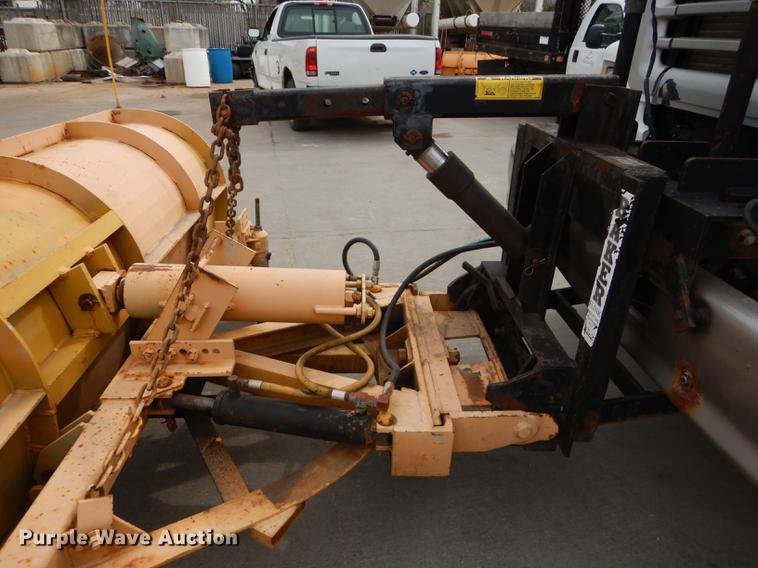 image for item DC0450 2005 Sterling L7500 dump truck