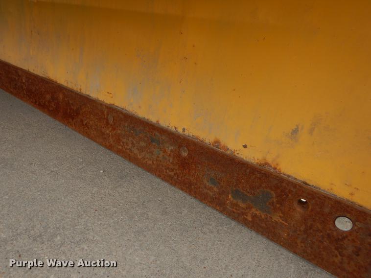 image for item DC0450 2005 Sterling L7500 dump truck