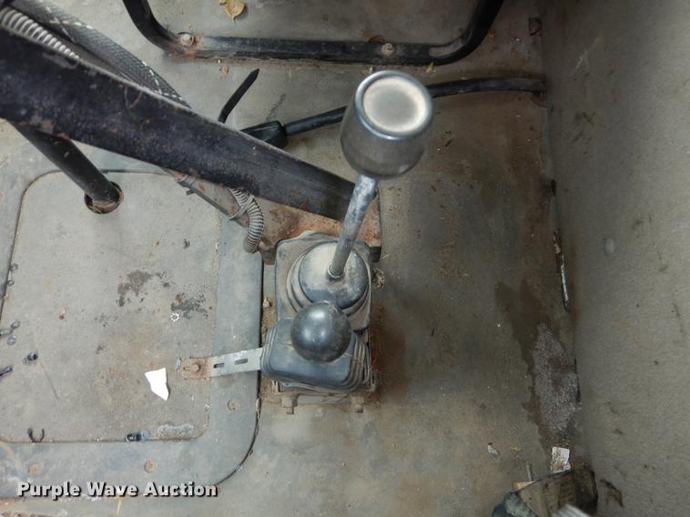 image for item DC0450 2005 Sterling L7500 dump truck