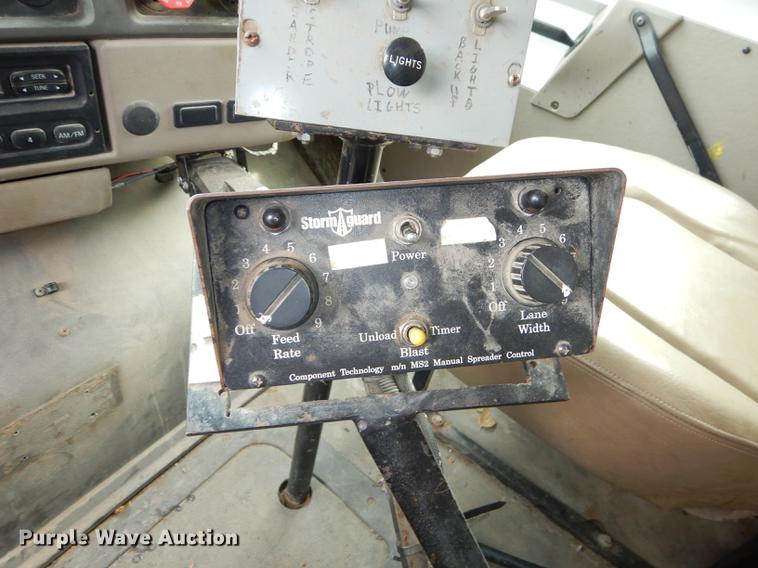 image for item DC0450 2005 Sterling L7500 dump truck