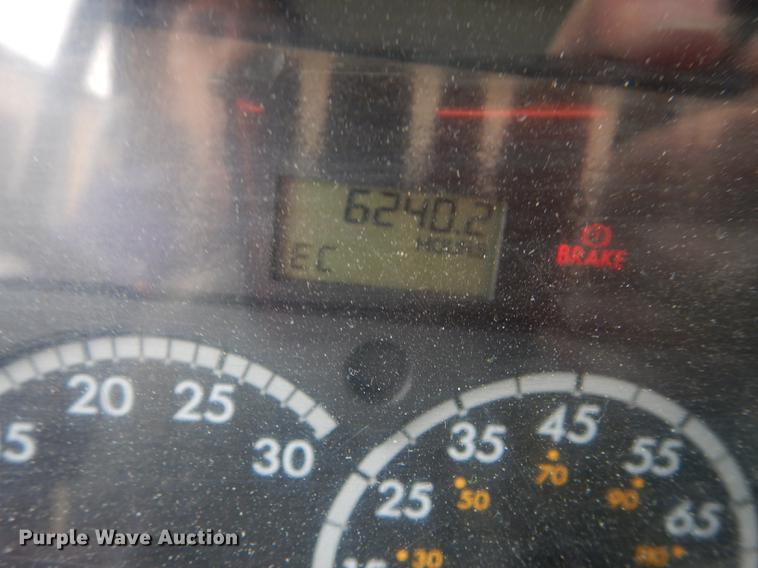 image for item DC0450 2005 Sterling L7500 dump truck