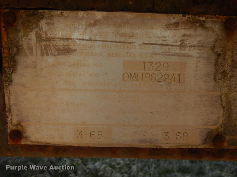 image for item DC0454 1968 Fruehauf tanker trailer