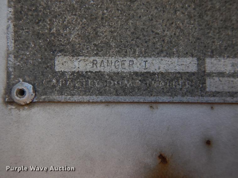 image for item DC0455 1973 Hobbs Ranger I dry van trailer