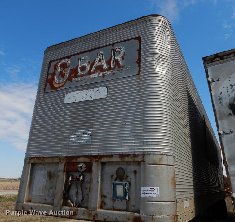 image for item DC0456 1974 Fruehauf FR8-F2-40 dry van trailer