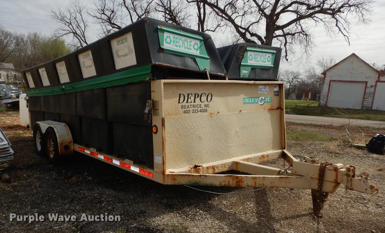 image for item DC0472 1998 Alley Cat recycle trailer